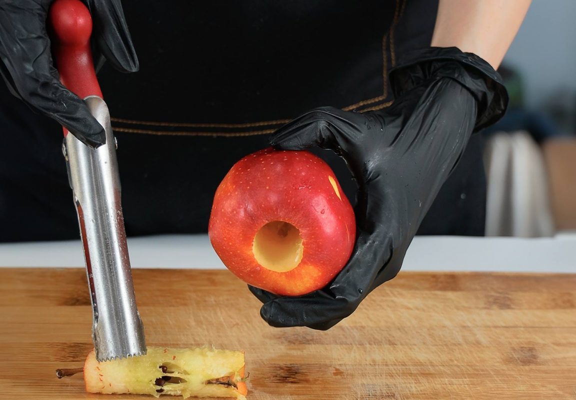 coring an apple with the Zulay apple corer